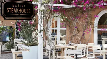 Captains Inn El Gouna