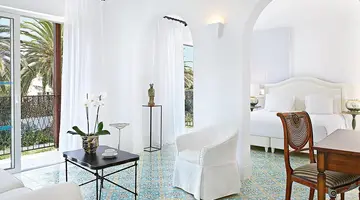 CARAMEL A GRECOTEL RESORT TO LIVE