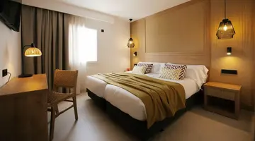 Caramelo Marina Cala n Bosch (Adults Only)