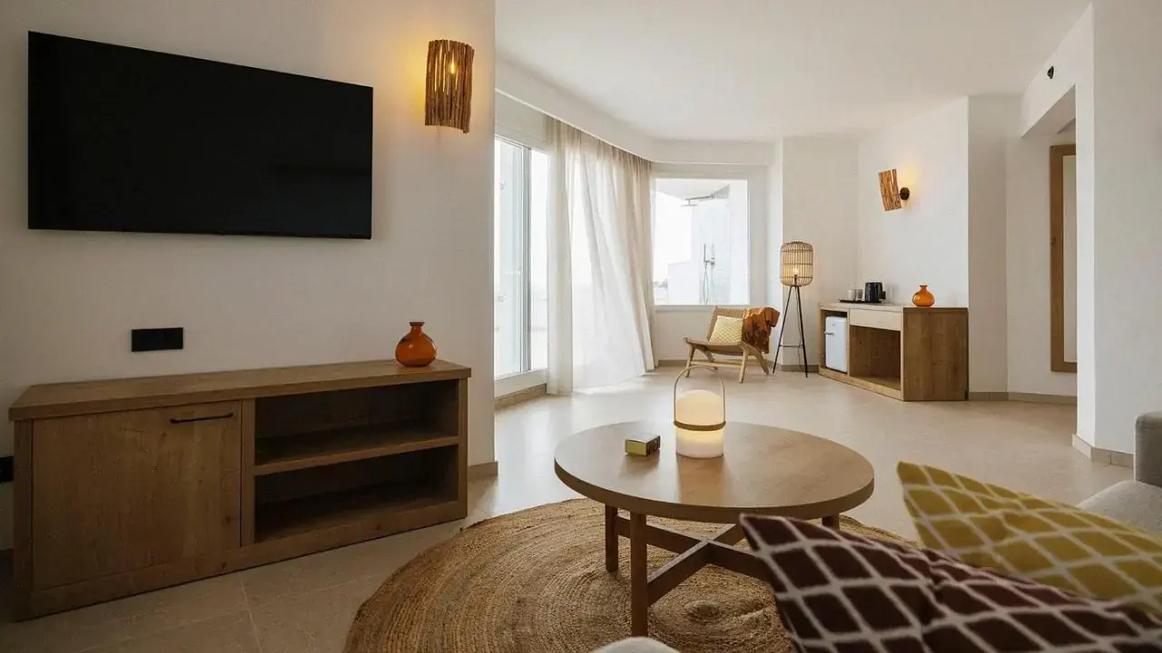 Caramelo Marina Cala n Bosch (Adults Only)