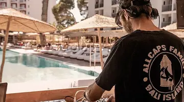 Caramelo Palma Beach