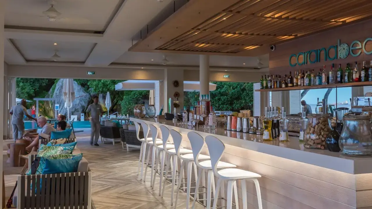 Carana Beach Hotel