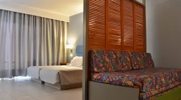 Caravel Apartment Hotel