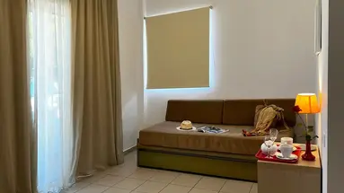Caravel Apartment Hotel