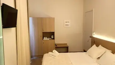 Caravel Apartment Hotel
