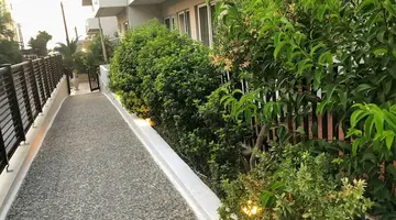 Caravel Apartment Hotel