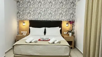 Caravel Apartment Hotel