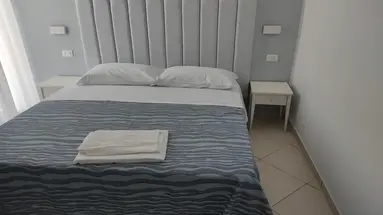 CARAVEL z noclegami tranzytowymi