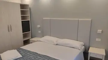 CARAVEL z noclegami tranzytowymi