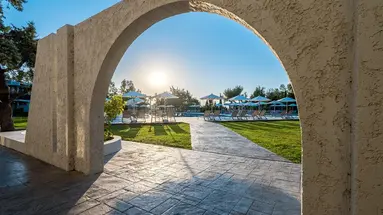 Caravia Beach Hotel