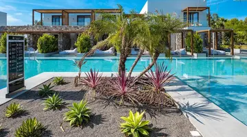 Caravia Beach Hotel