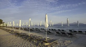 Caravia Beach
