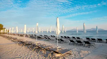 Caravia Beach