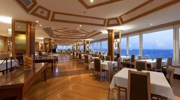 Carcavelos Beach Hotel (ex-Praia Mar)