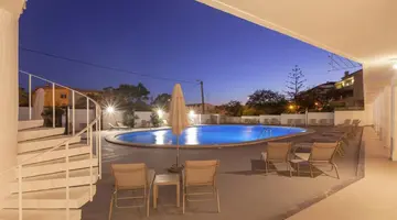 Carcavelos Beach Hotel (ex-Praia Mar)