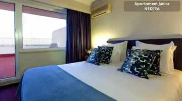 Carcavelos Beach Hotel