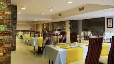 Cardina Resort by Sunrise
