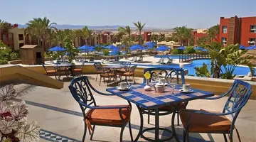 Cardina Resort by Sunrise