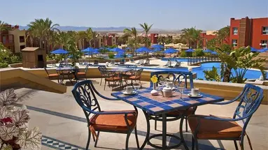Cardina Resort by Sunrise