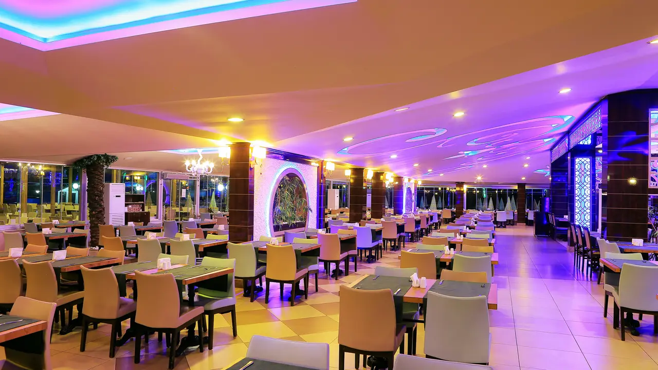 CARETTA BEACH HOTEL