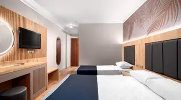 CARETTA BEACH HOTEL
