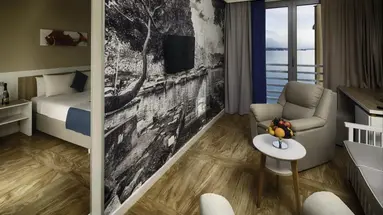 Carine Hotel Delfin