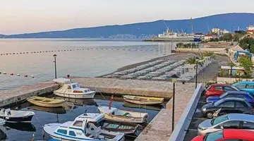 Carine Hotel Delfin