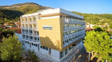 Carine Hotel Delfin