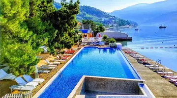 Carine Hotel Delfin