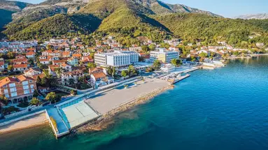 Carine Hotel Delfin