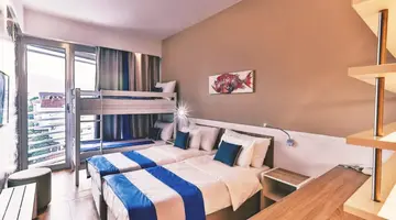 Carine Hotel Delfin