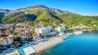 Carine Hotel Delfin