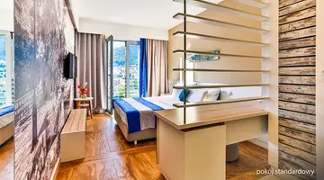 Carine Hotel Delfin