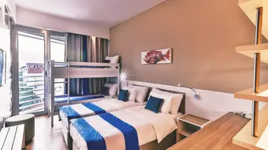 Carine Hotel Delfin