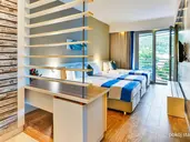 Carine Hotel Delfin