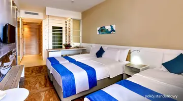 Carine Hotel Delfin