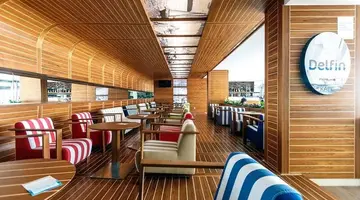 Carine Hotel Delfin