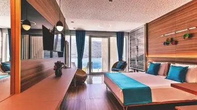 Carine Hotel Kumbor Superior