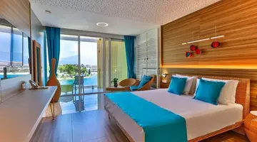 Carine Hotel Kumbor Superior