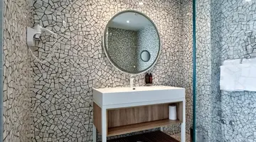 Carine Hotel Kumbor Superior