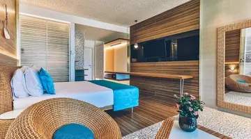 Carine Hotel Kumbor Superior