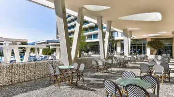 Carine Hotel Kumbor Superior