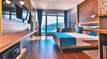 Carine Hotel Kumbor Superior