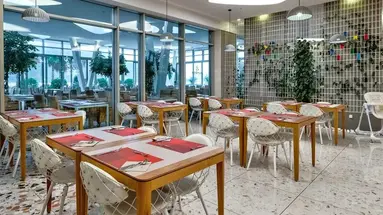 Carine Hotel Kumbor Superior