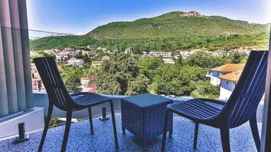 Carine Hotel Kumbor Superior