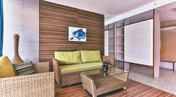 CARINE HOTEL KUMBOR