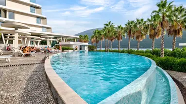 Carine Hotel Kumbor