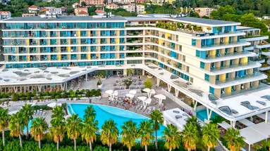 Carine Hotel Kumbor