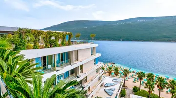 Carine Hotel Kumbor