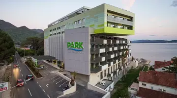 Carine Hotel Park